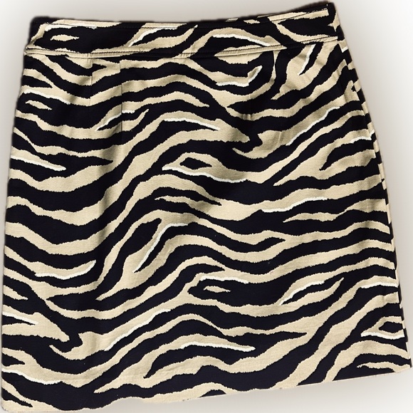 EUC Talbots SZ 6 beige/black/white zebra print skirt/side concealed zipper - Picture 2 of 4